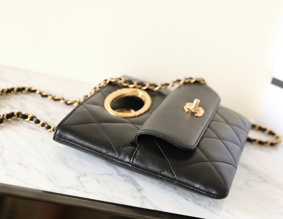 CC 24B CLUTH 25CM BLACK LAMBSKIN