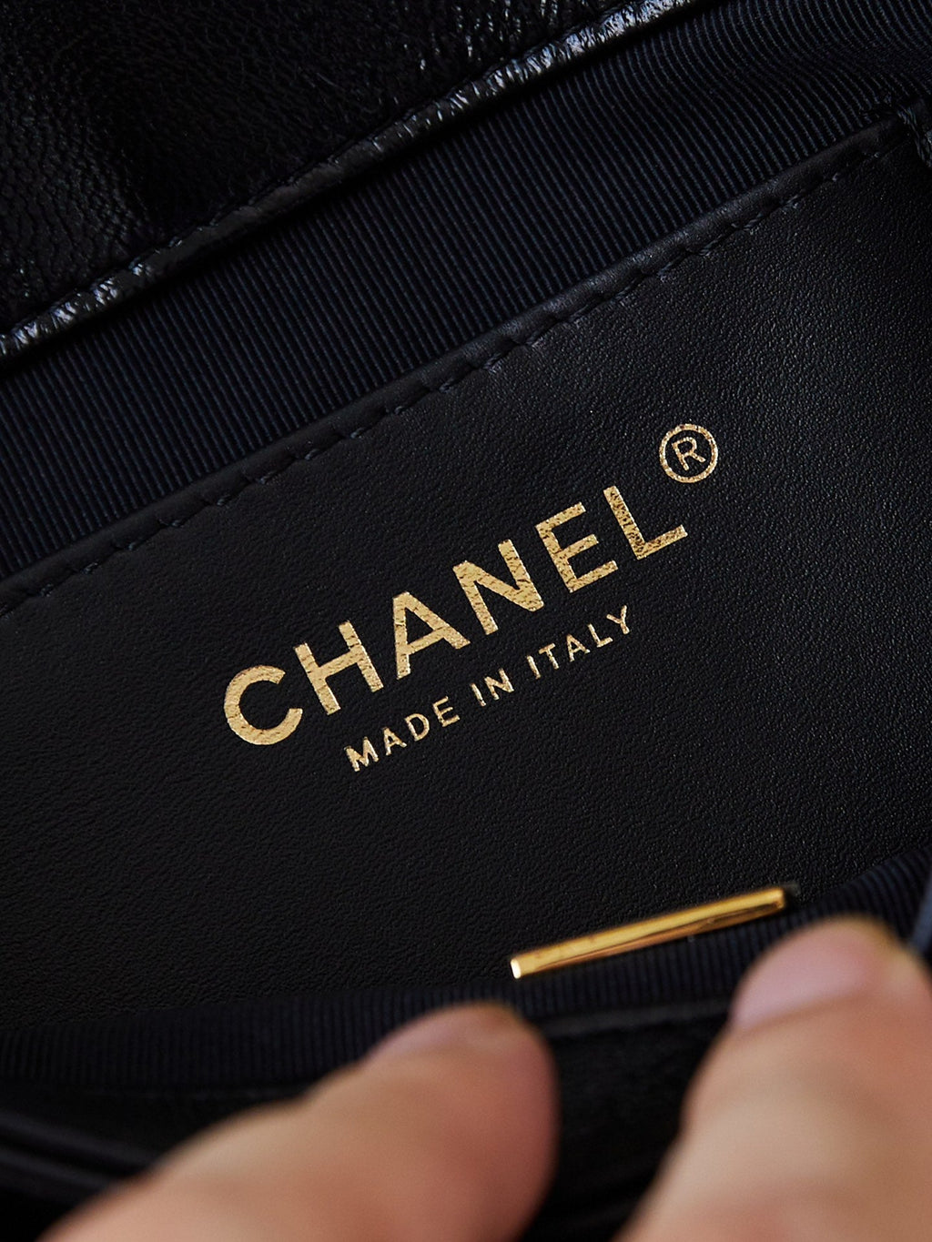 CC 24B MINI FLAP BAG 20CM BLACK LAMBSKIN GOLD HARDWARE
