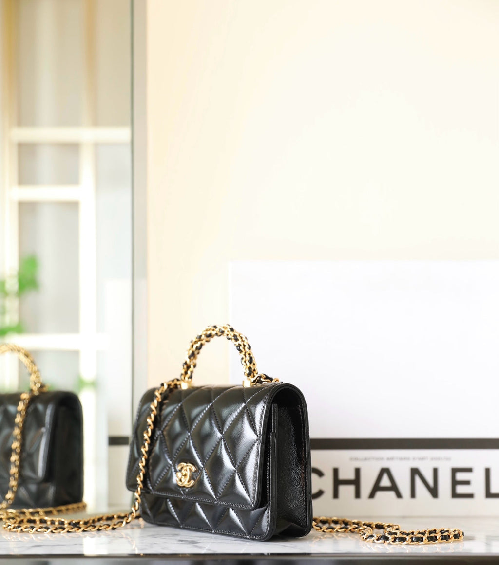 24B WOC 19CM CUIR D'AGNEAU NOIR QUINCAILLERIE DORÉ