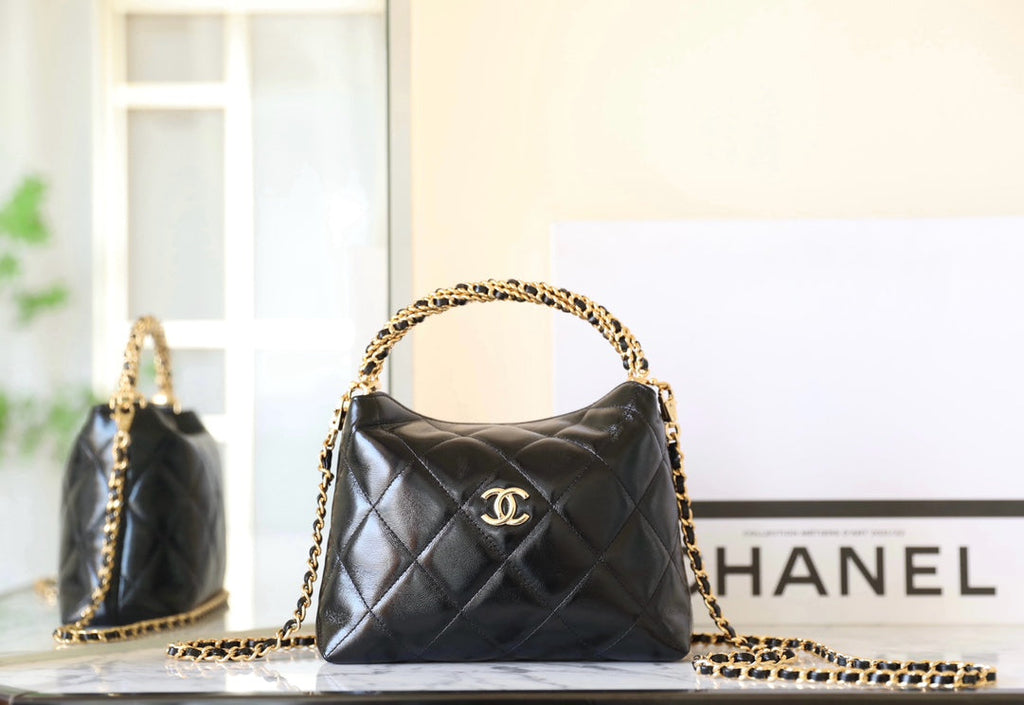 24B CLUTH WITH CHAIN BLACK LAMBSKIN GOLD HARDWARE
