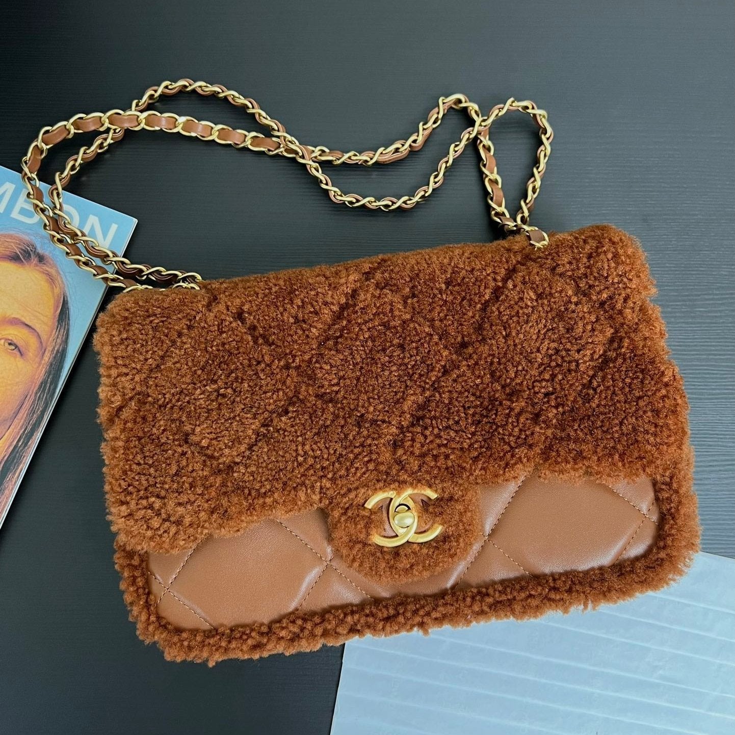 FLAP BAG SMALL 23CM BROWN SHERLING LAMBSKIN GOLD HARDWARE