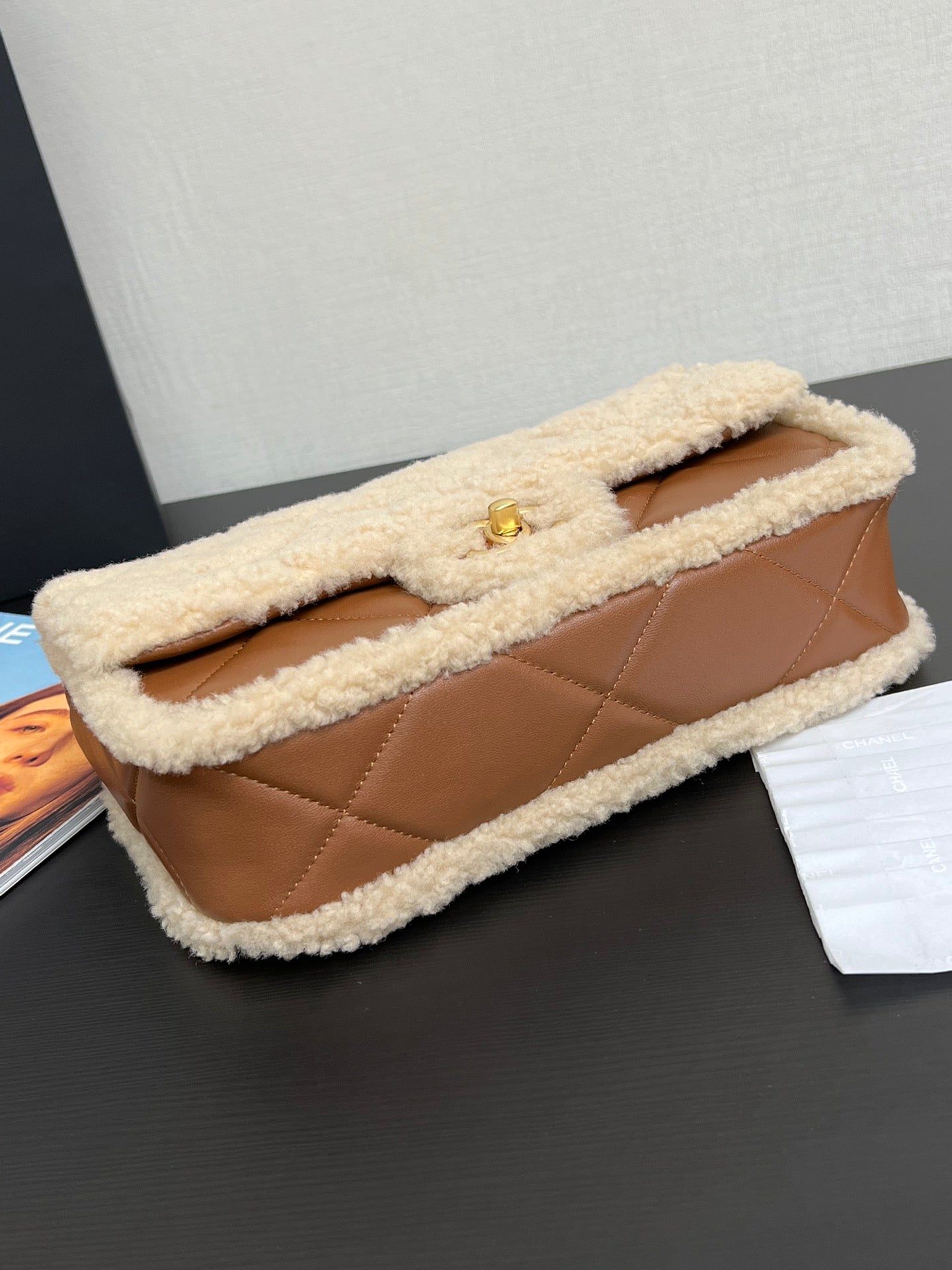 FLAP BAG SMALL 23CM BEIGE BROWN SHERLING LAMBSKIN GOLD HARDWARE