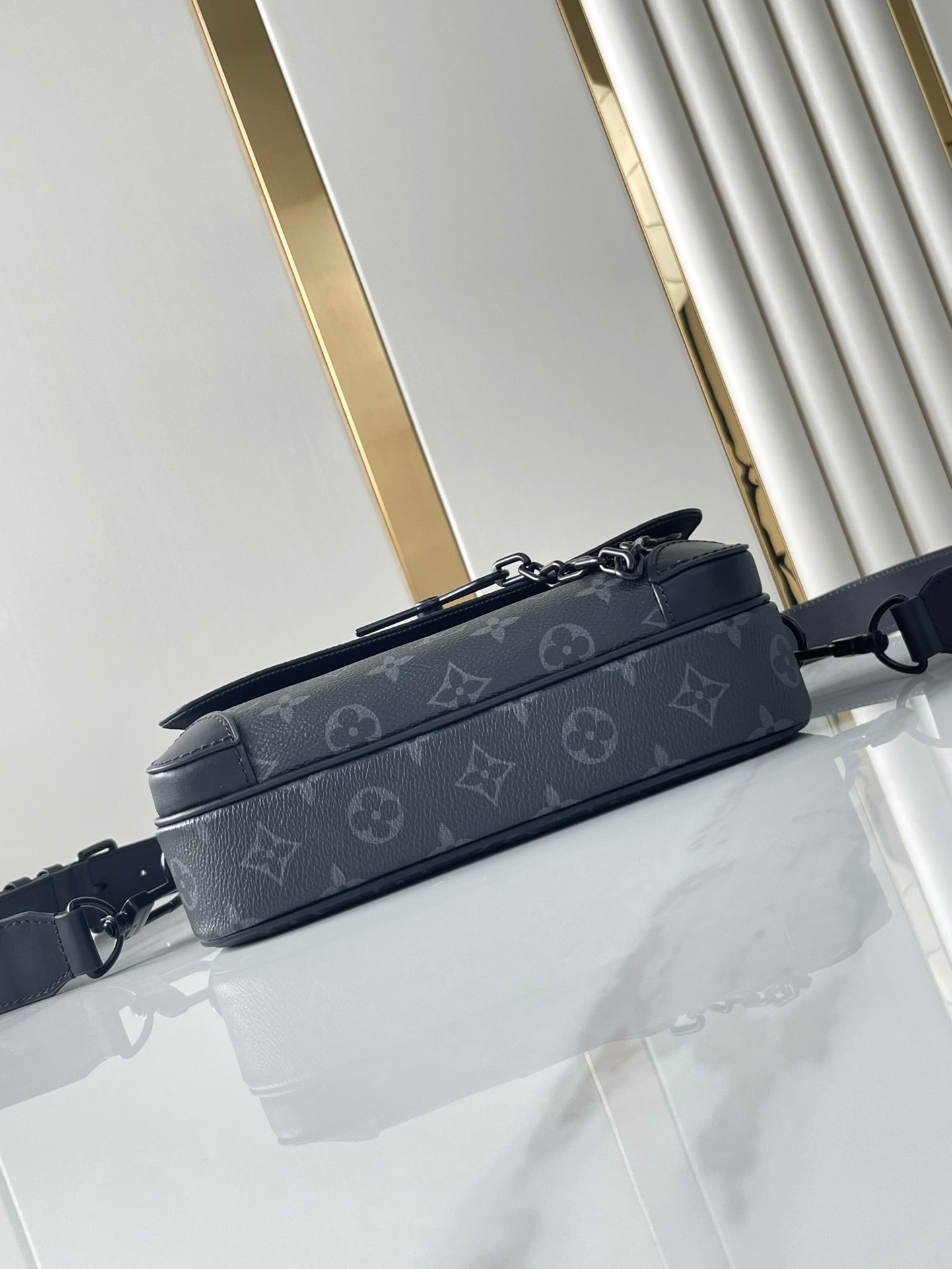 STEAMER 24 EN TOILE ECLIPSE MONOGRAMME NOIRE