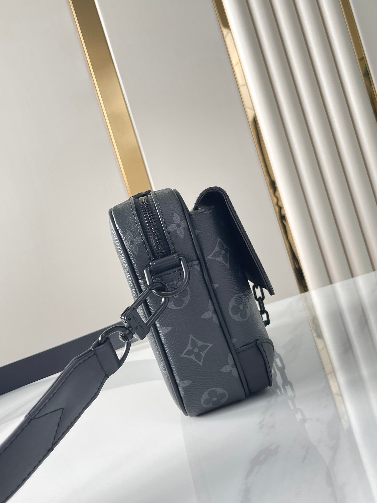 STEAMER 24 EN TOILE ECLIPSE MONOGRAMME NOIRE
