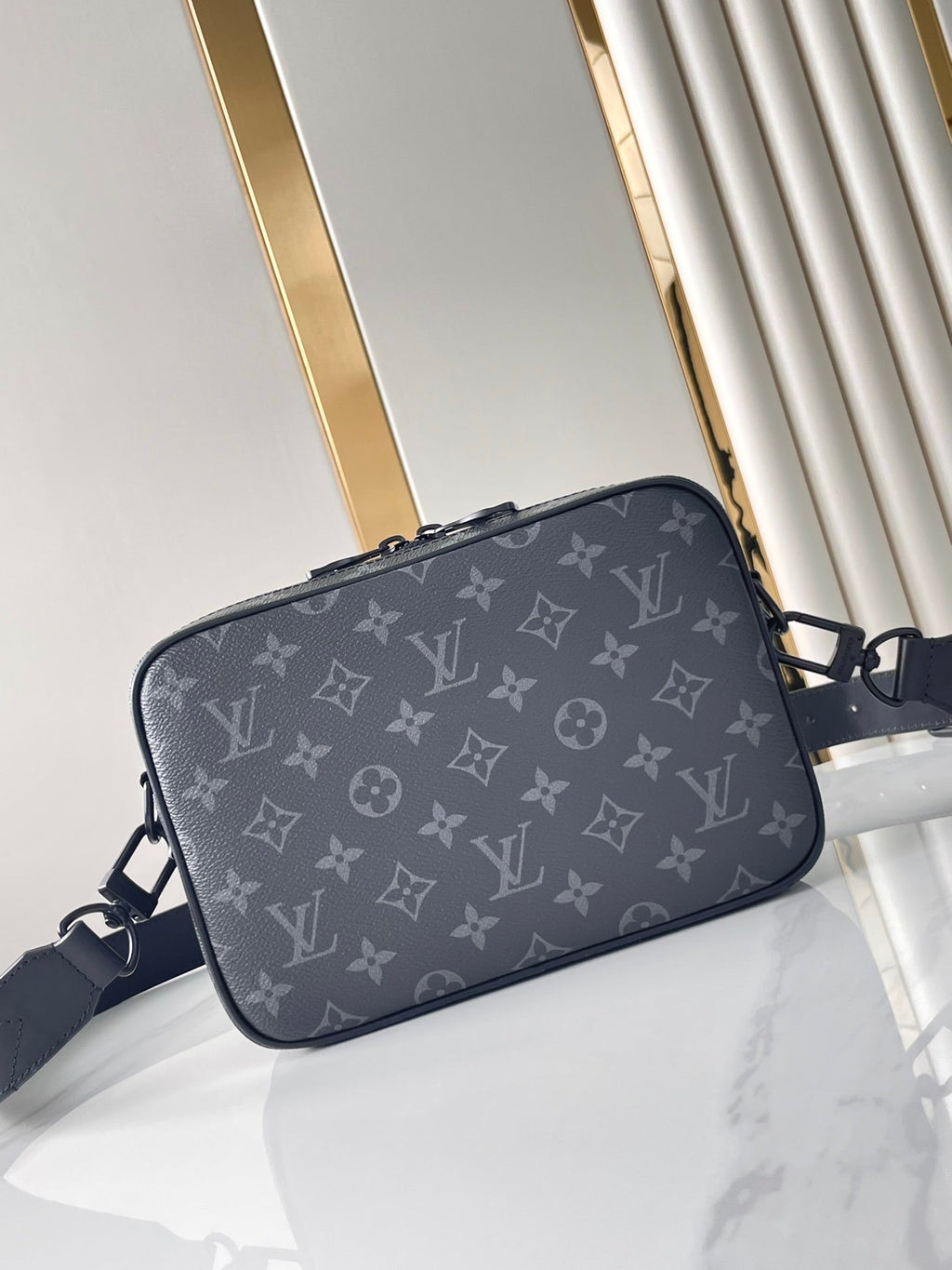 STEAMER 24 EN TOILE ECLIPSE MONOGRAMME NOIRE