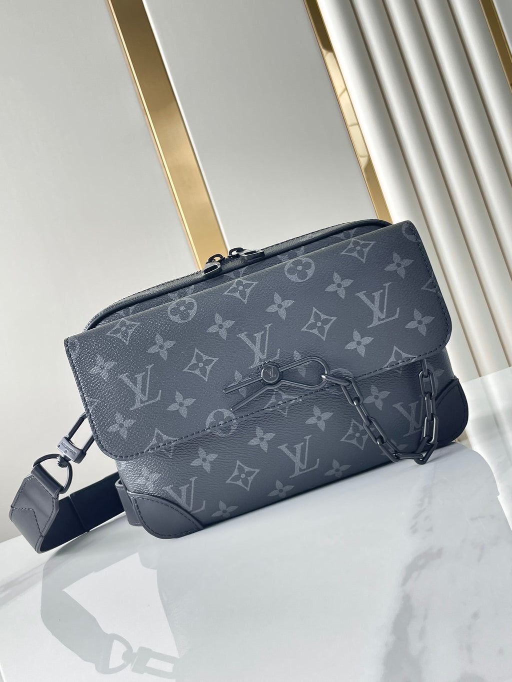 STEAMER 24 EN TOILE ECLIPSE MONOGRAMME NOIRE