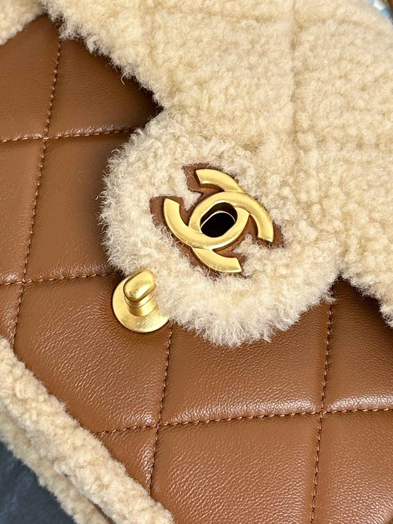 MINI SAC À RABAT 18 CM BEIGE MARRON PEAU DE ... 