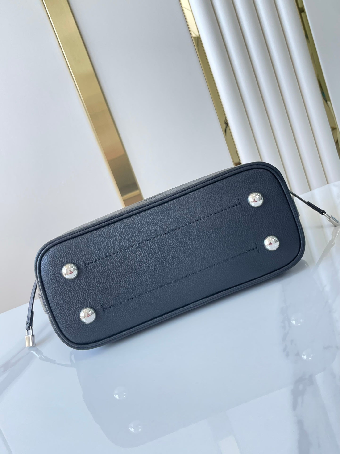 FLORE 28 EN CUIR DE VEAU PERFORÉ ANTHRACITE