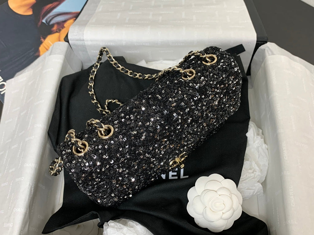 25C FLAP BAG 20CM BLACK POLKA DOT SILVER SEQUIN CALFSKIN