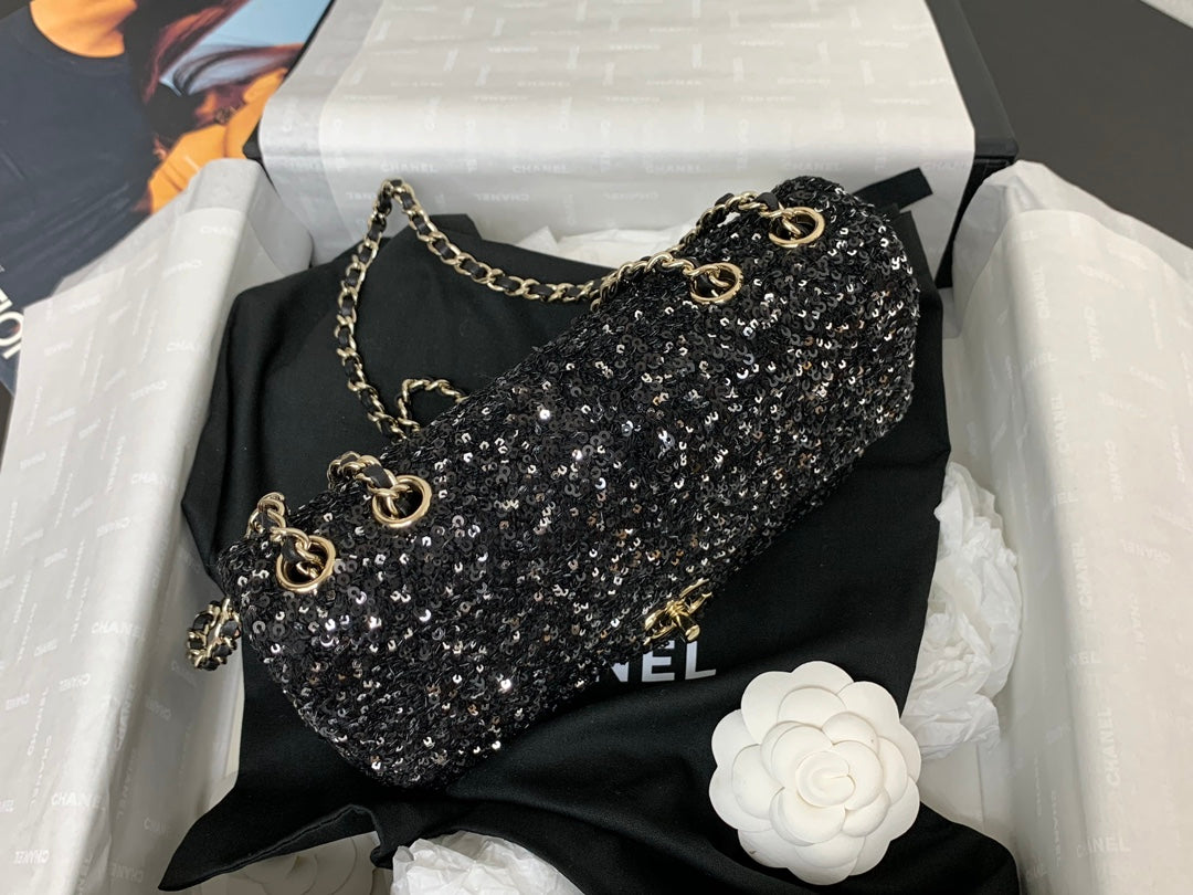 SAC À RABAT 25C 20CM CUIR DE VEAU À POIS NOIRS ET PAILLETTES ARGENTÉES