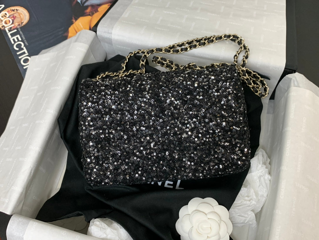SAC À RABAT 25C 20CM CUIR DE VEAU À POIS NOIRS ET PAILLETTES ARGENTÉES