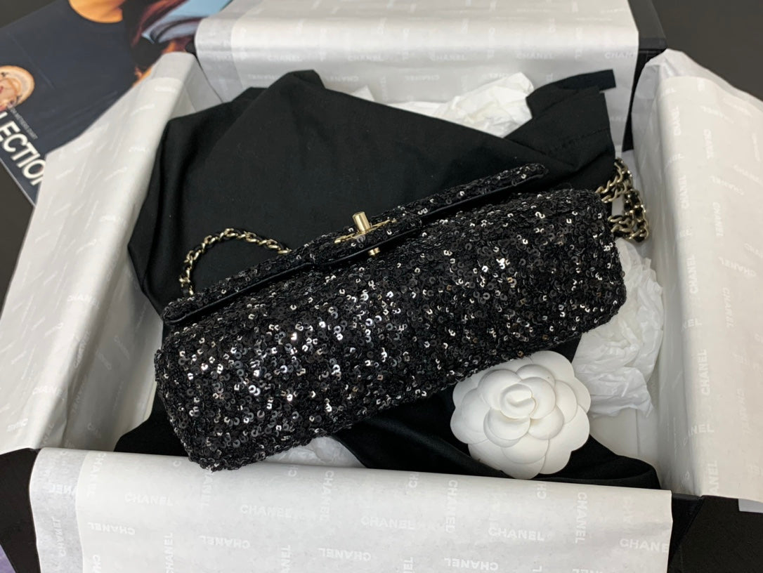 SAC À RABAT 25C 20CM CUIR DE VEAU À POIS NOIRS ET PAILLETTES ARGENTÉES