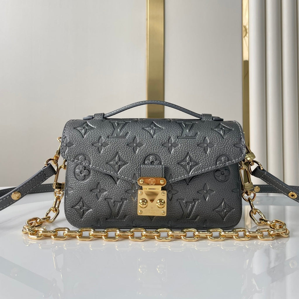 POCHETTE MÉTIS EAST WEST 21 EN CUIR DE VEAU ESTAMPÉ GUN METAL, QUINCAILLERIE DORÉ