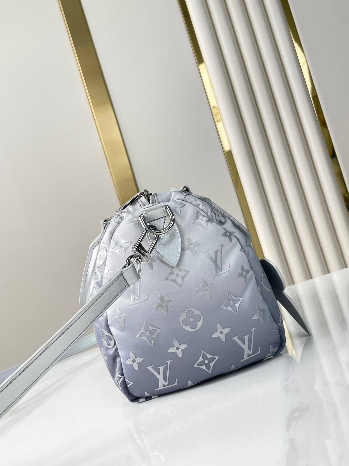 SAC À BANDOULIÈRE SPEEDY 25 PO EN NYLON MONOGRAMME ARGENT DÉGRADÉ QUINCAILLERIE ARGENTÉE