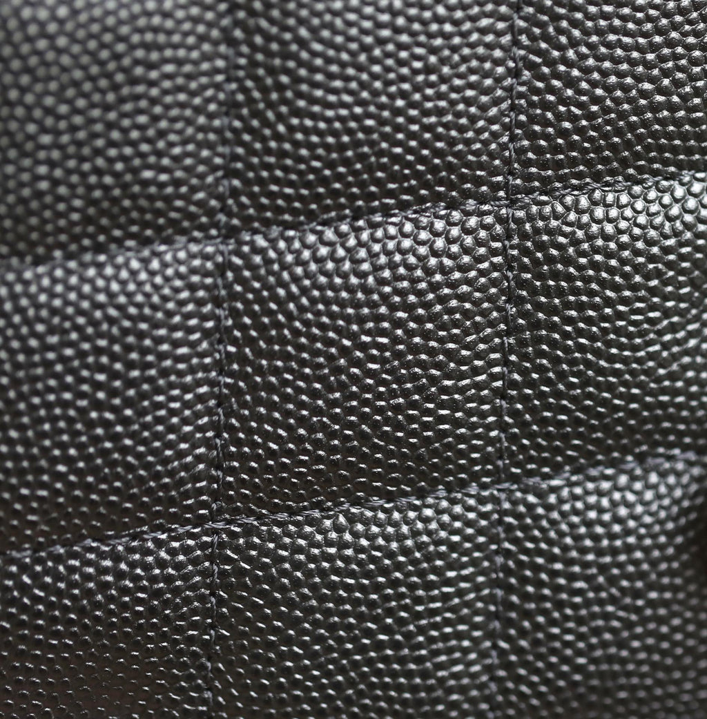 Sac à main CC 25C en cuir de veau grainé noir 18 cm