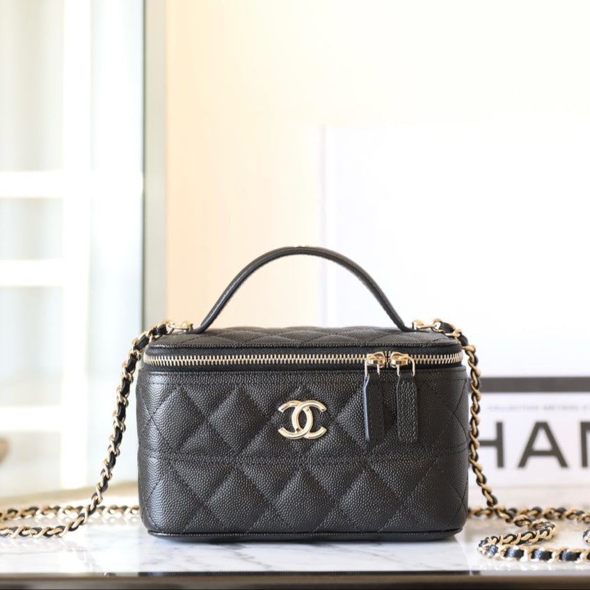 CC 25C VANITY 17CM CUIR DE VEAU GRAINÉ NOIR