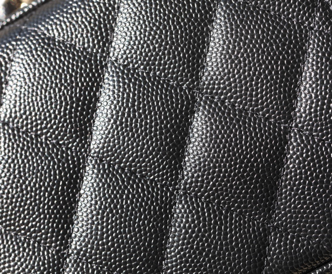 CC 25C VANITY 17CM CUIR DE VEAU GRAINÉ NOIR