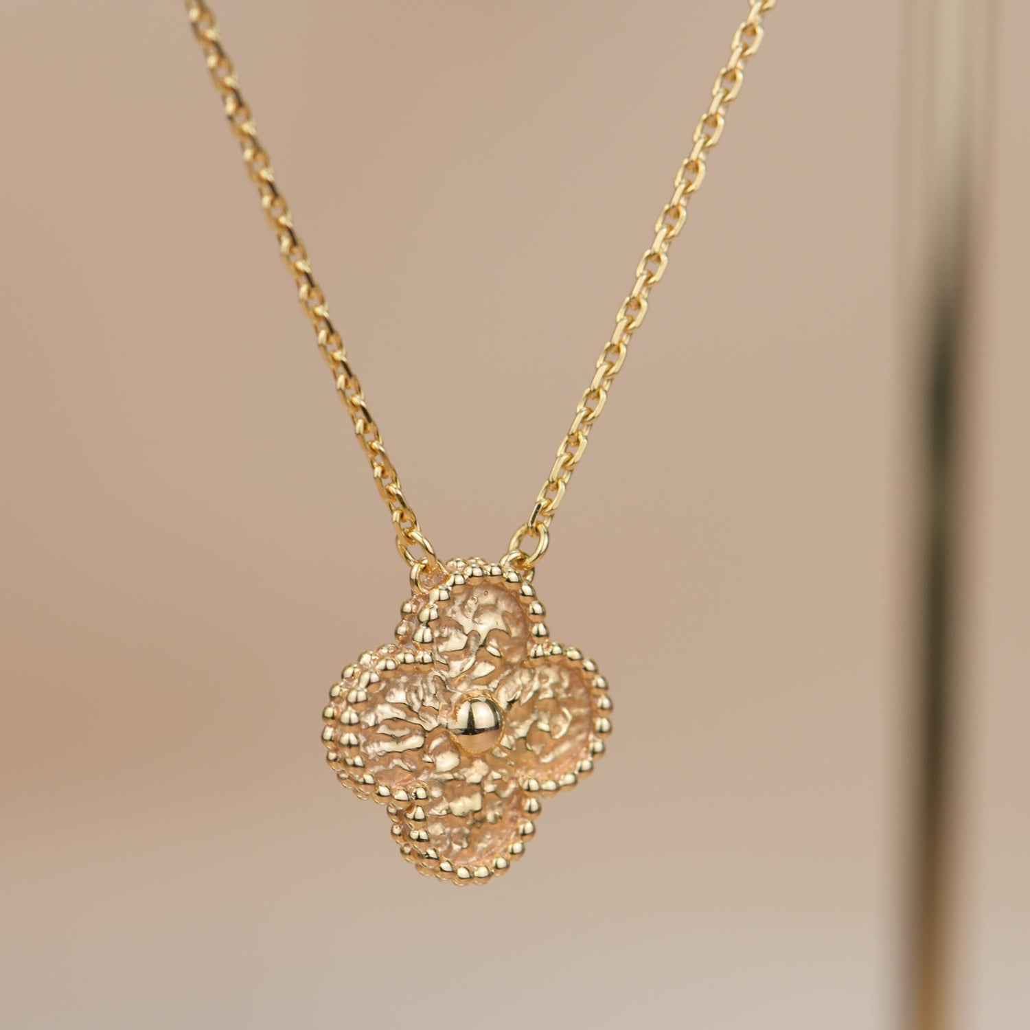 COLLIER BRONZÉ CLOVER 15 MM