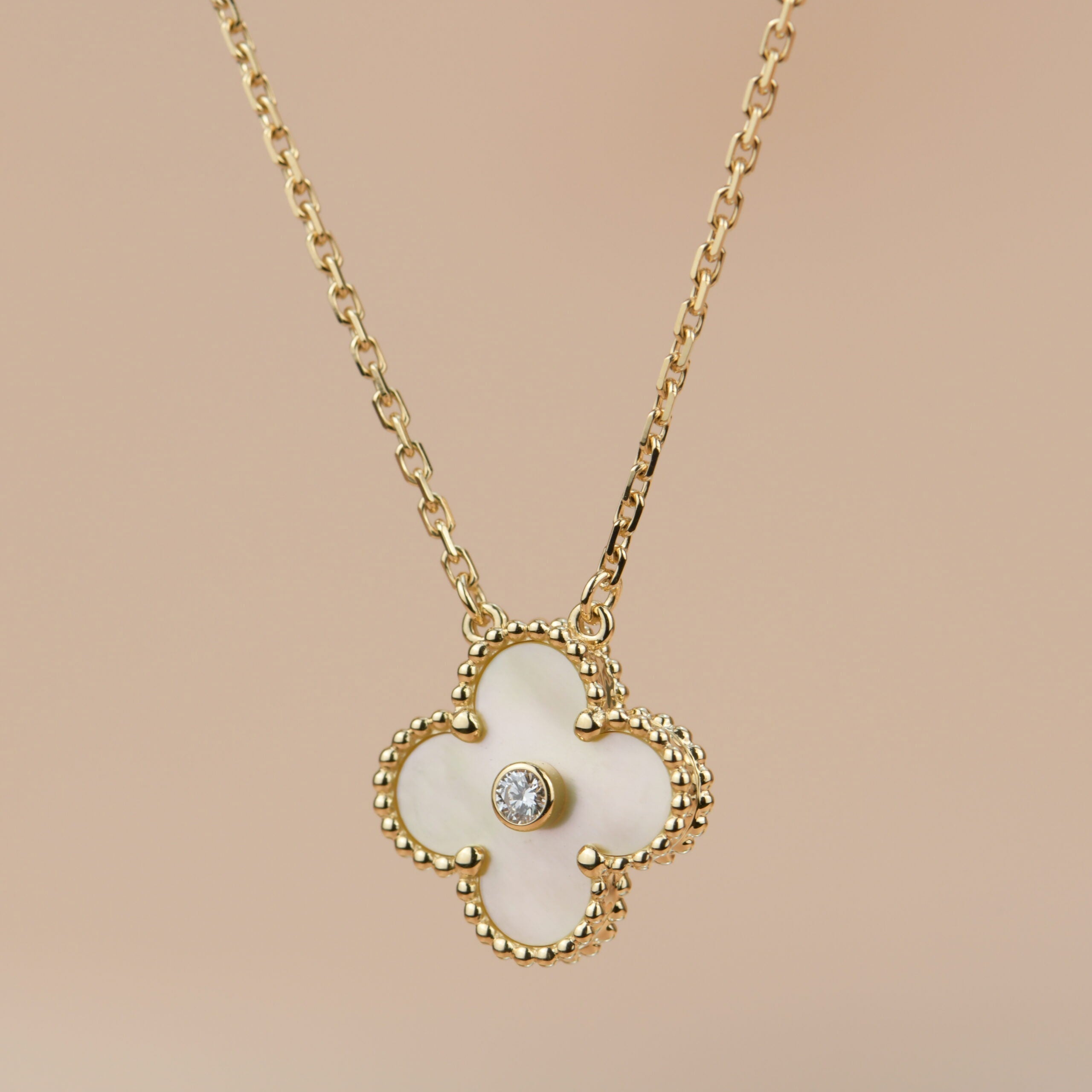 Collier Clover 15 mm en or et nacre
