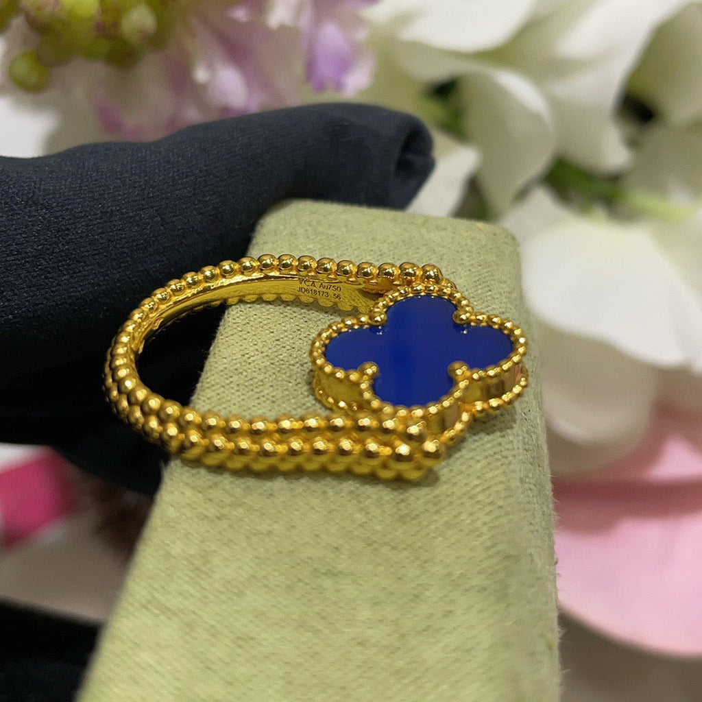 CLOVER RIVERSIBLE BLUE AGATE RING