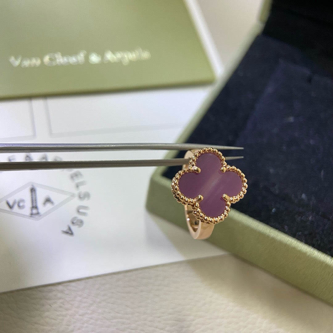 CLOVER  PURPLE VIOLET RING