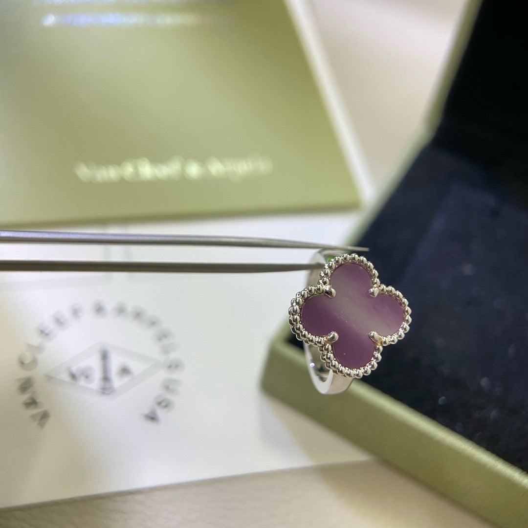 CLOVER  PURPLE VIOLET RING