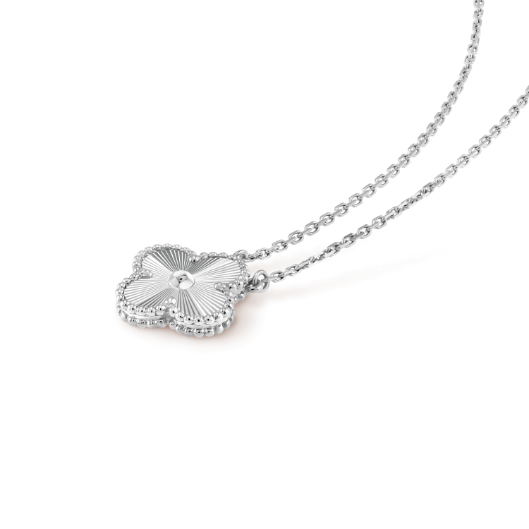 COLLIER LASER CLOVER 15MM ARGENT