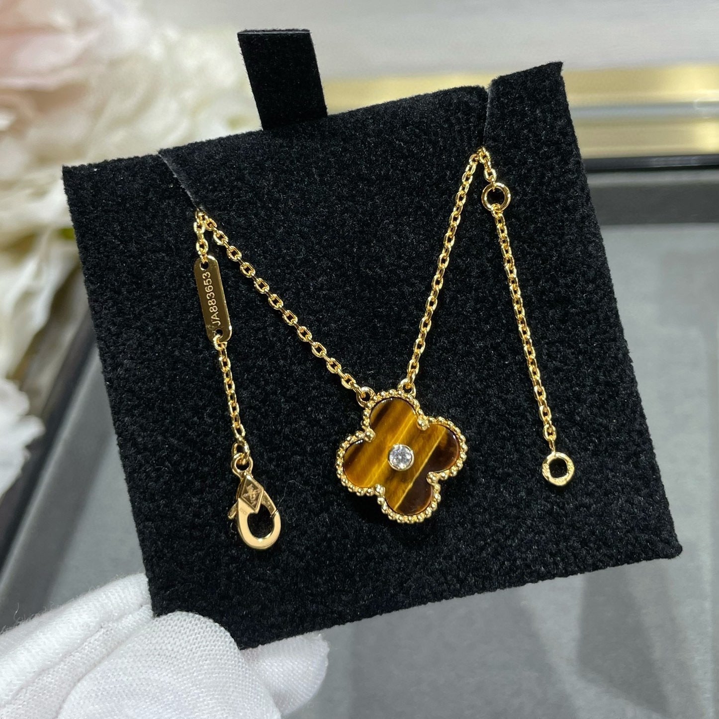 Collier CLOVER 15 MM DIAMANT ET AGATE ŒIL DE TIGRE JAUNE