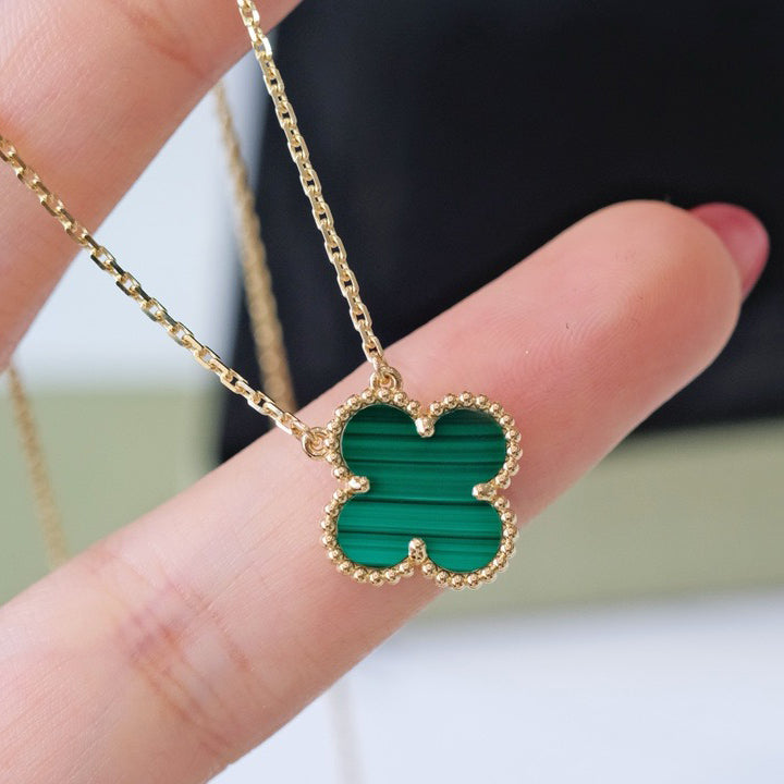 Collier Fleur Simple 15 MM MALACHITE TRÈFLE