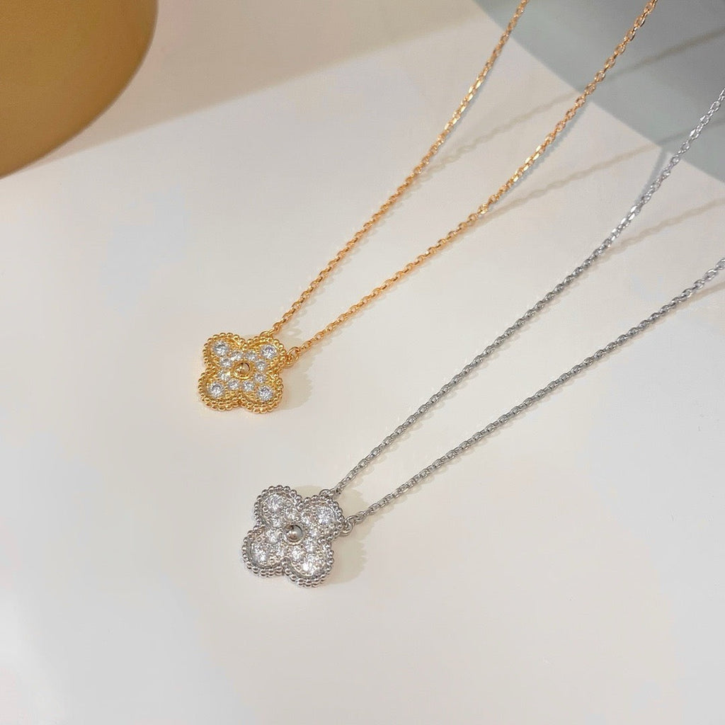 Collier Clover 15 mm avec une seule fleur en diamant
