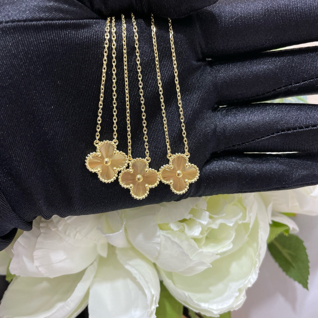 COLLIER LASER CLOVER 15 MM