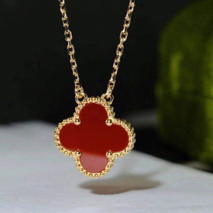 COLLIER FLEUR UNIQUE CORNALINE TRÈFLE 15 MM