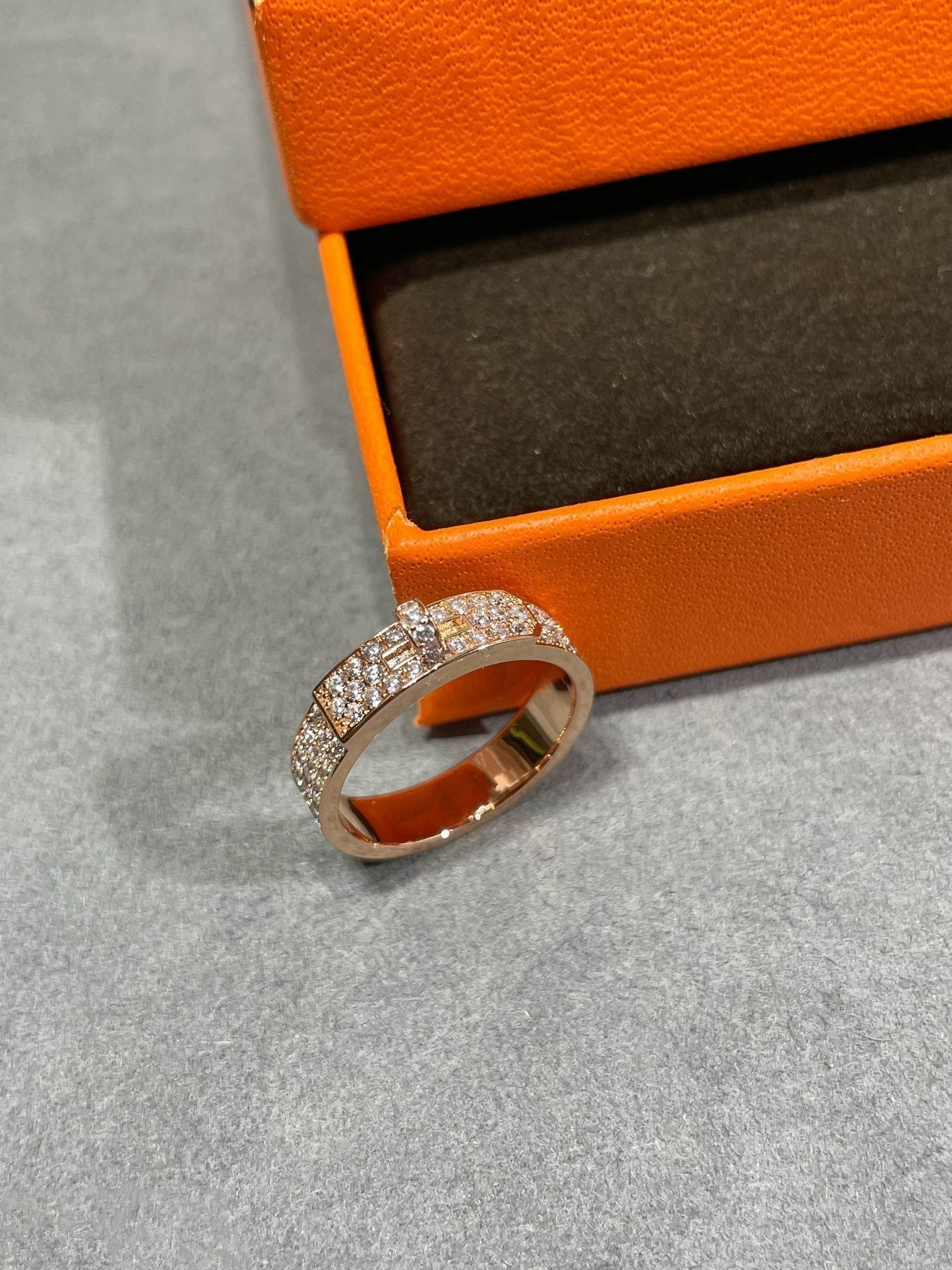 KELLY ROSE GOLD DIAMOND RING