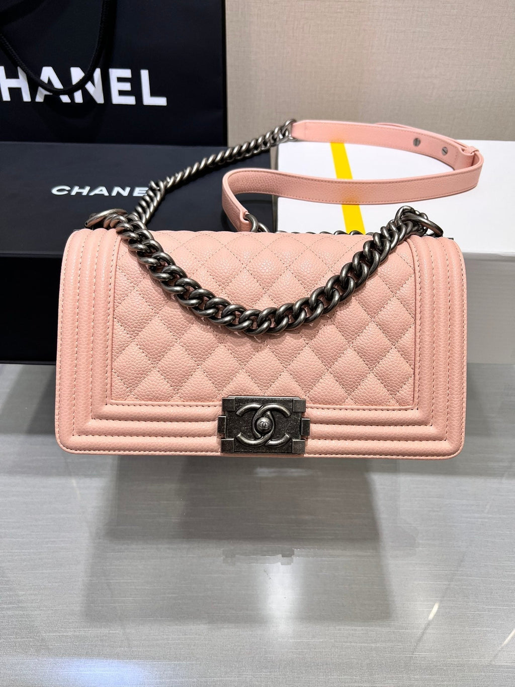 SAC GARÇON MOYEN 25 ROSE CAVIAR QUINCAILLERIE RUTHENIUM