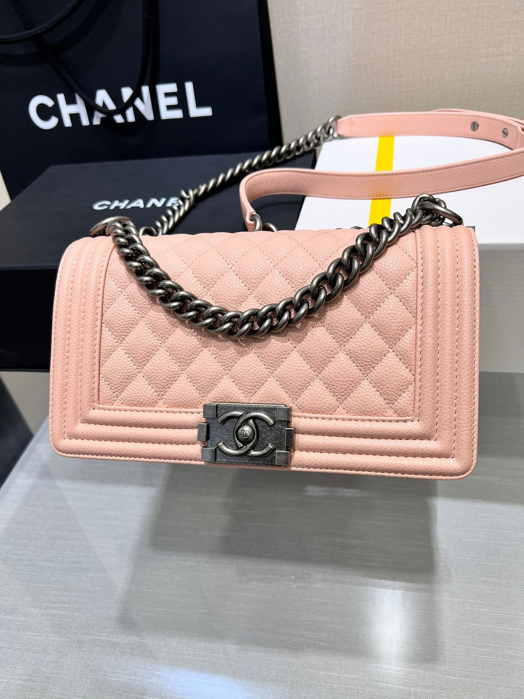 SAC GARÇON MOYEN 25 ROSE CAVIAR QUINCAILLERIE RUTHENIUM