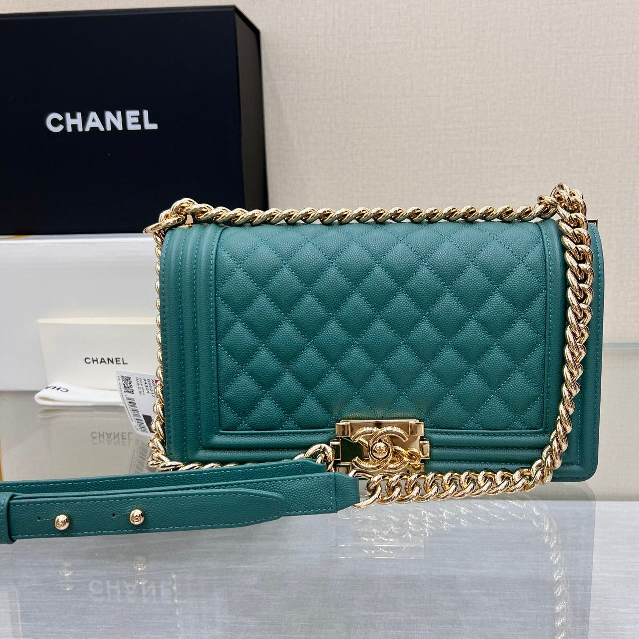 SAC GARÇON MOYEN 25 EVERGREEN CAVIAR QUINCAILLERIE OR