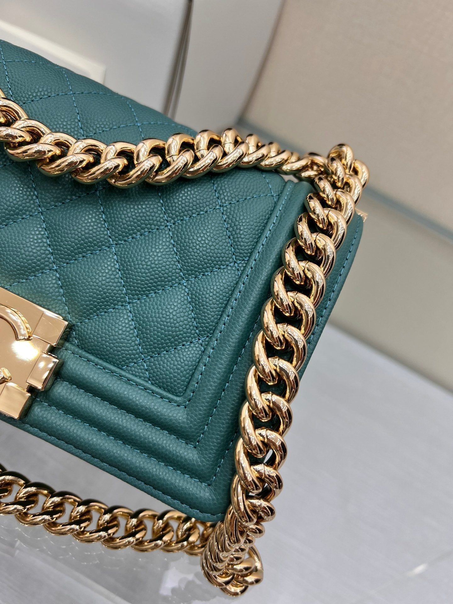 SAC GARÇON PETIT 20 EVER GREEN CAVIAR QUINCAILLERIE OR