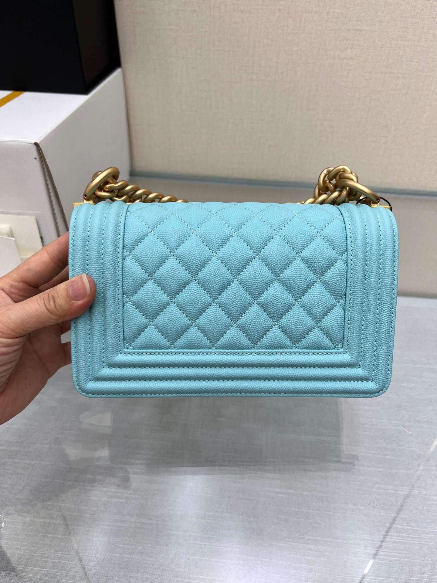 SAC GARÇON PETIT 20 BLEU NUAGE CAVIAR QUINCAILLERIE OR