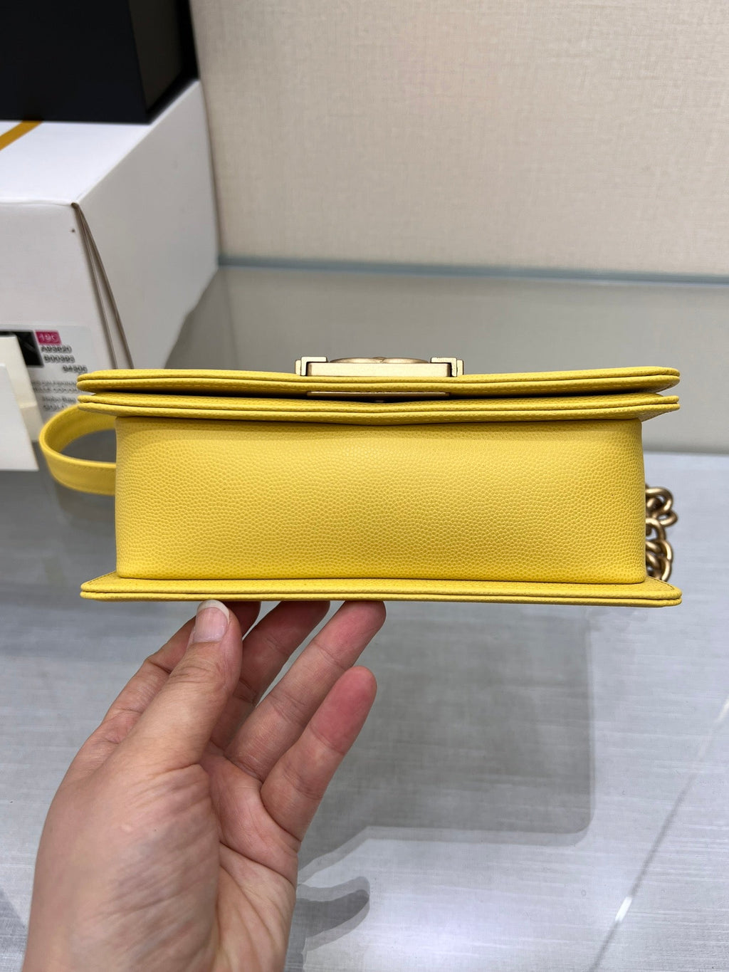 SAC GARÇON PETIT 20 CAVIAR JAUNE QUINCAILLERIE OR