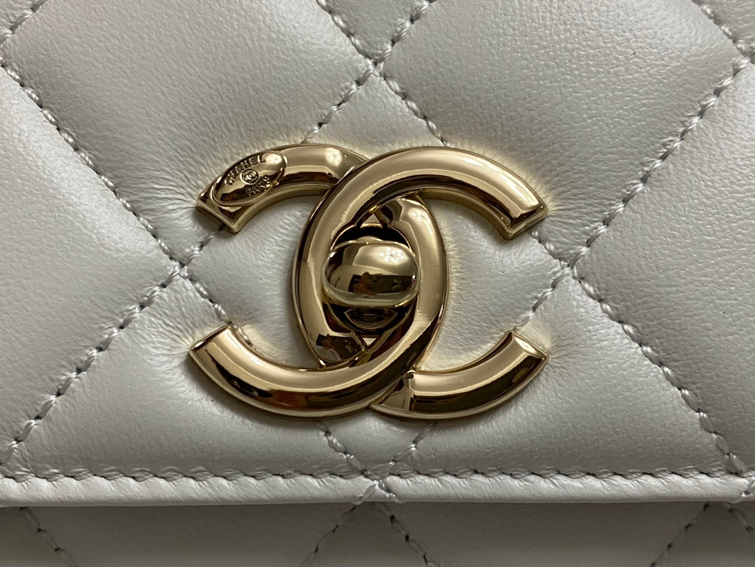 CC TRENDY 20CM CUIR D'AGNEAU BLANC QUINCAILLERIE DORÉ