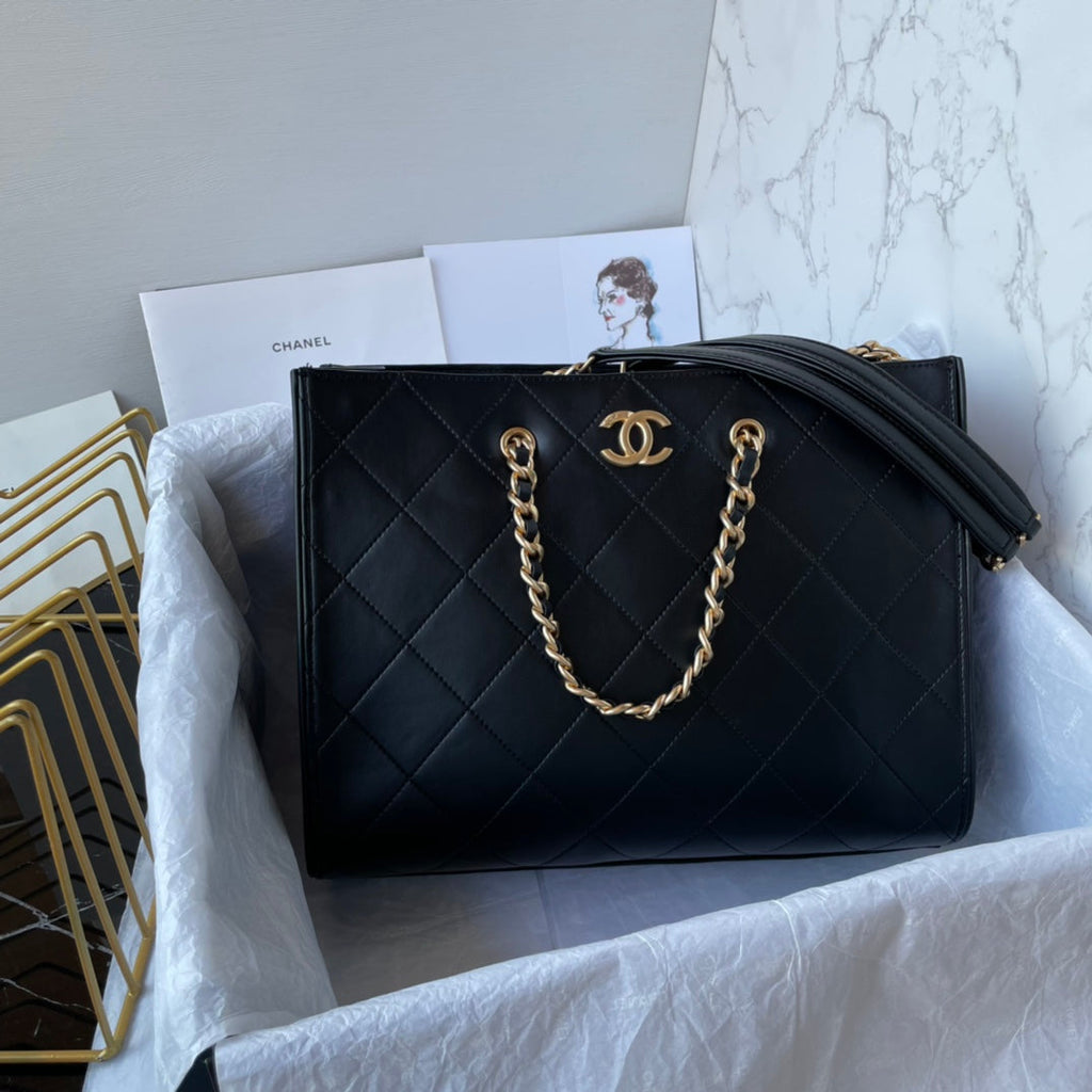 PETIT SAC CABAS 31 CM EN CUIR D'AGNEAU NOIR QUINCAILLERIE DORÉ