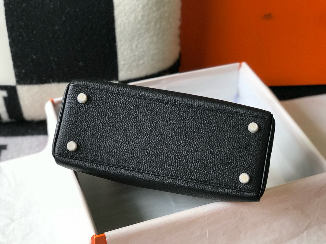 HM ケリー 28cm ブラック トーゴ ゴールド金具