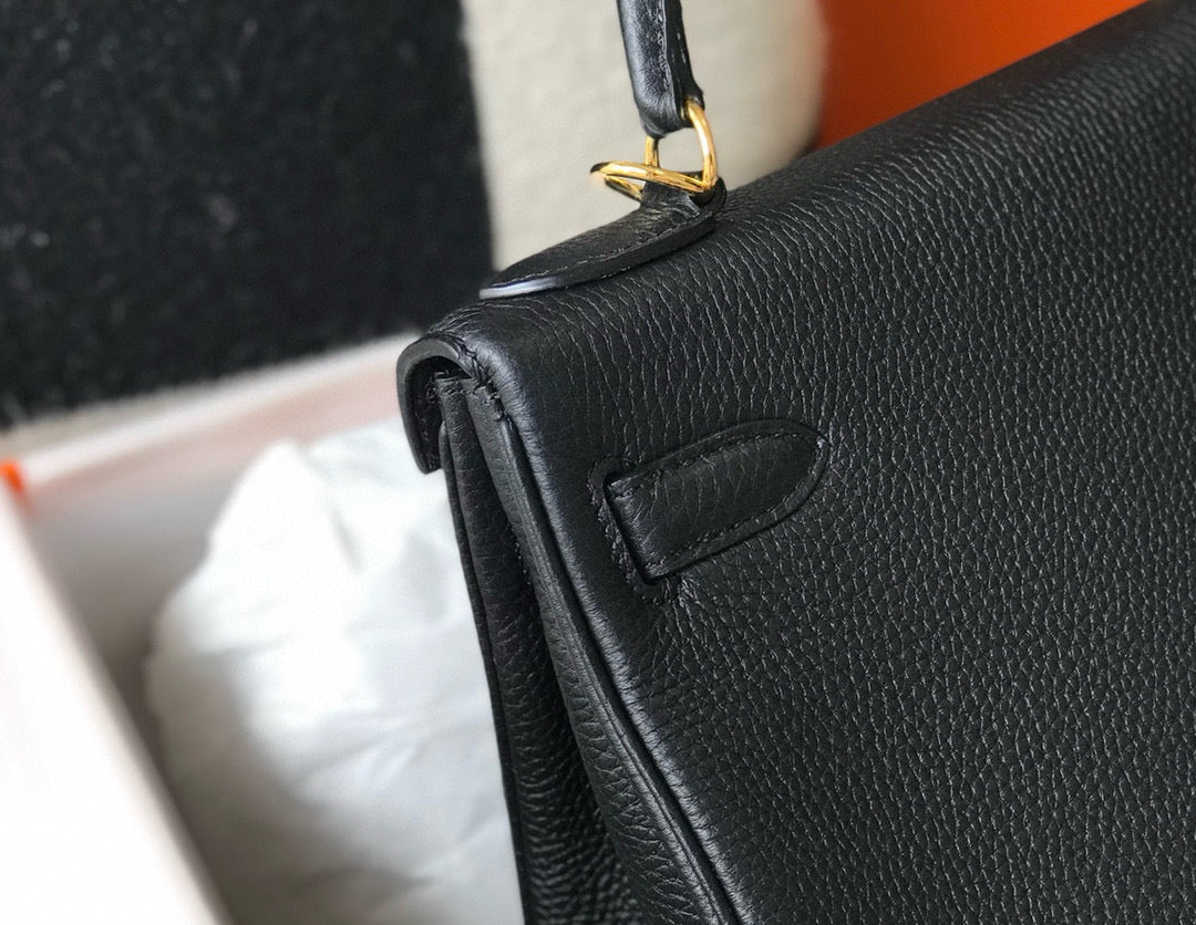 HM ケリー 28cm ブラック トーゴ ゴールド金具