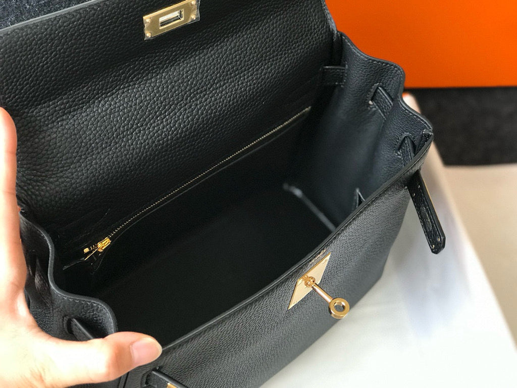 HM ケリー 28cm ブラック トーゴ ゴールド金具