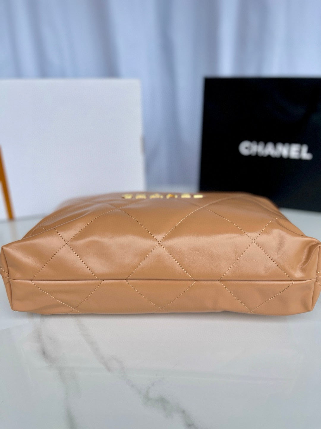 CC 22 HOBO BROWN CALFSKIN GOLD HARDWARE