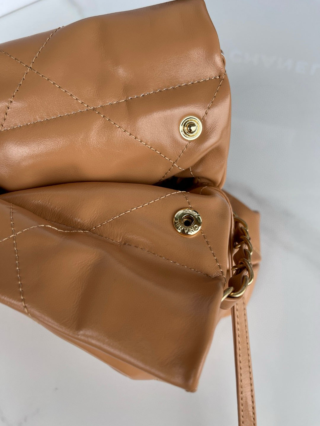 CC 22 HOBO BROWN CALFSKIN GOLD HARDWARE