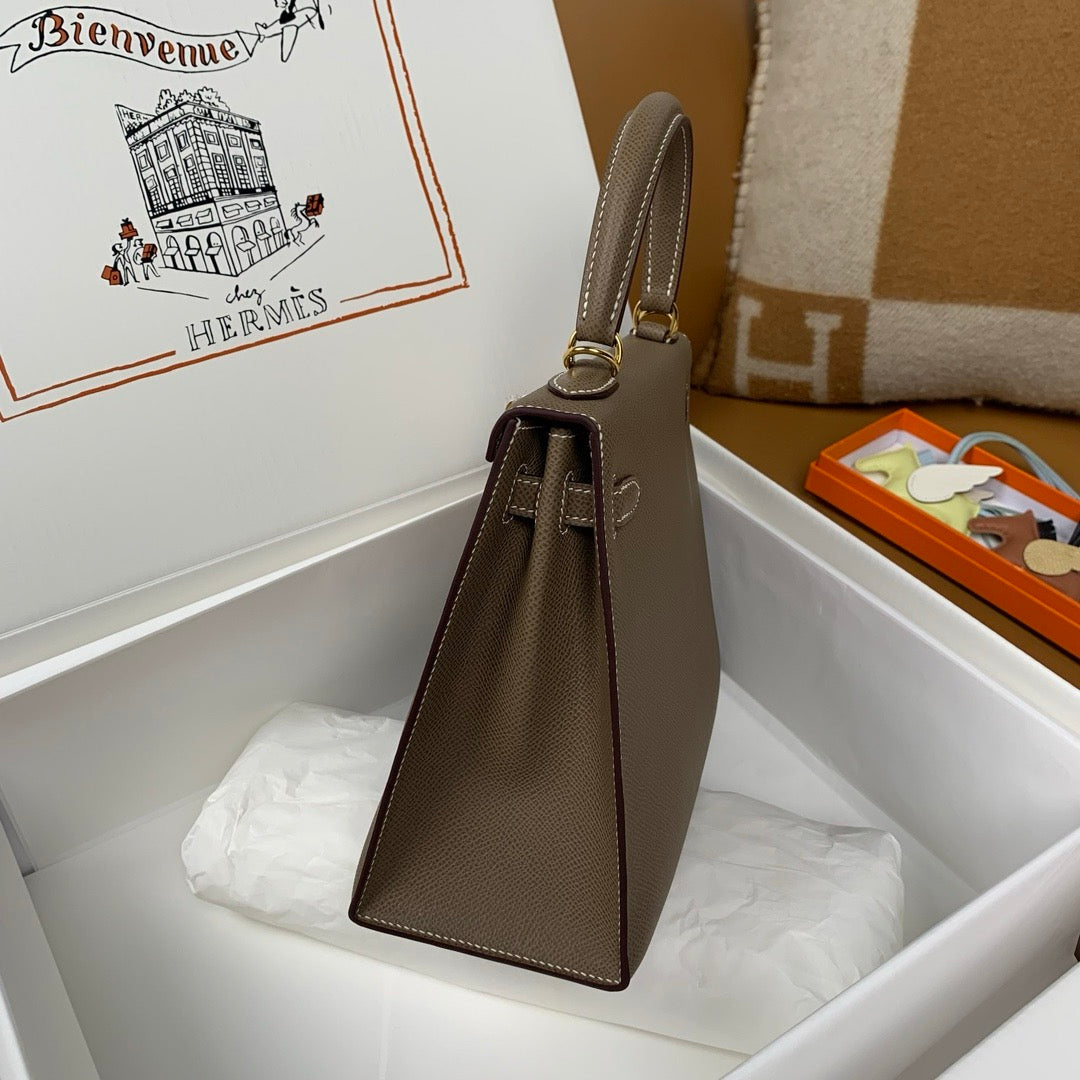 HM KELLY 28CM ÉTOUPÉE EPSOM QUINCAILLERIE DORÉ