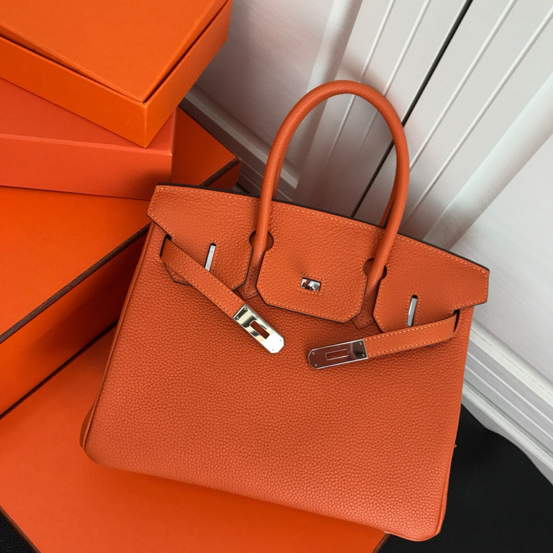 HM BIRKIN CUIR TOGO ORANGE QUINCAILLERIE ARGENTÉE
