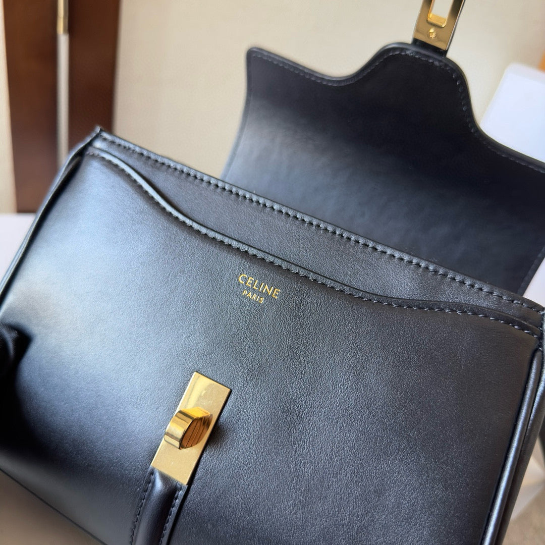 MINI SAC 16 18CM EN CUIR DE VEAU SATINÉ NOIR