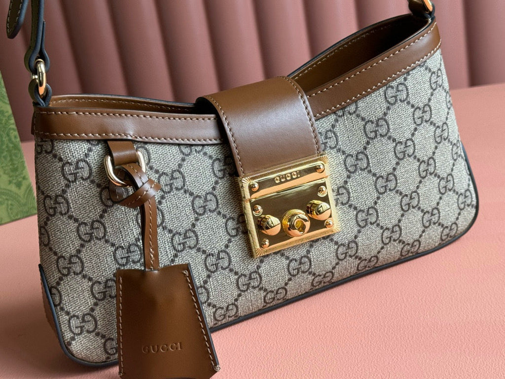 Petit sac bandoulière GG Supreme Cadenas 26 cm